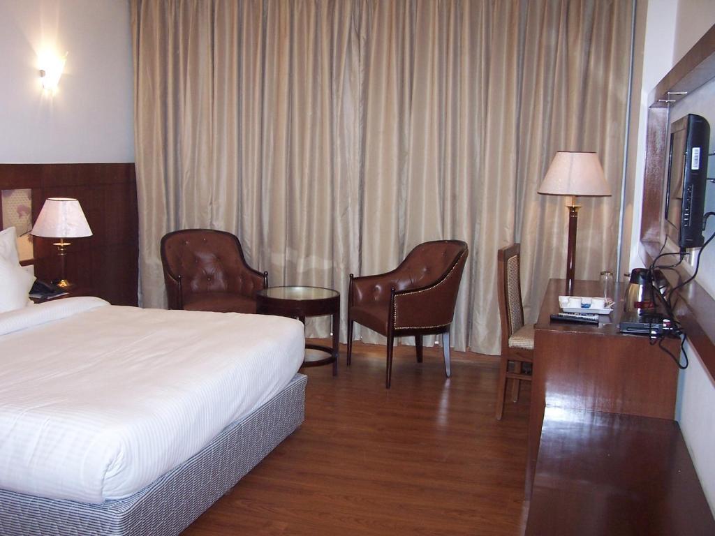 Lilywhite Hotel 뉴델리 객실 사진